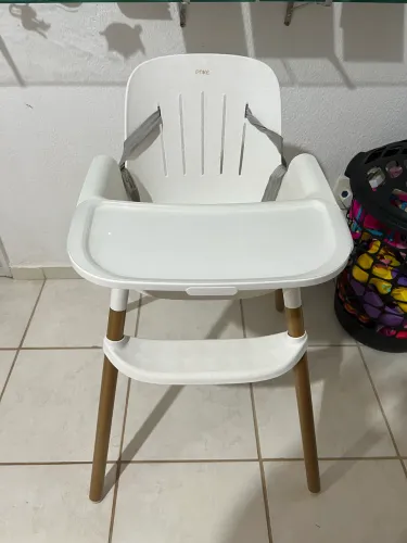 Cadeira de alimentação 