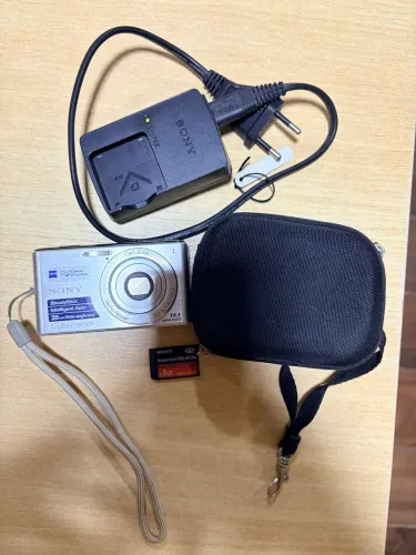 Sony cyber-shot prata 14.1