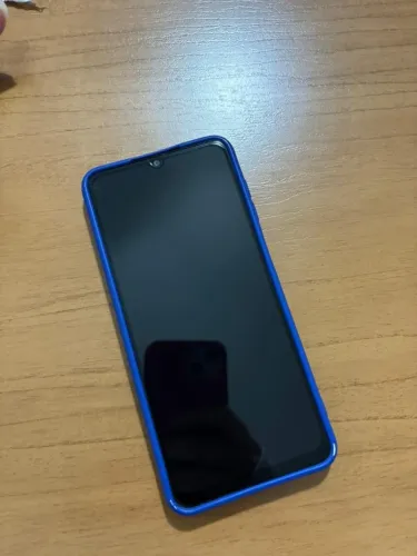 Celular usado em excelente estado