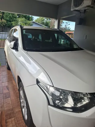 Mitsubishi Outlander 2.0 16V 160cv Aut. 2015