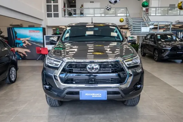 Toyota Hilux CD SRX 4X4 2.8 TDI 16V Diesel Aut. 2026