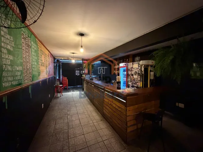 Salão Comercial à Venda na Vila Aréns - Jundiai-SP / 396m²