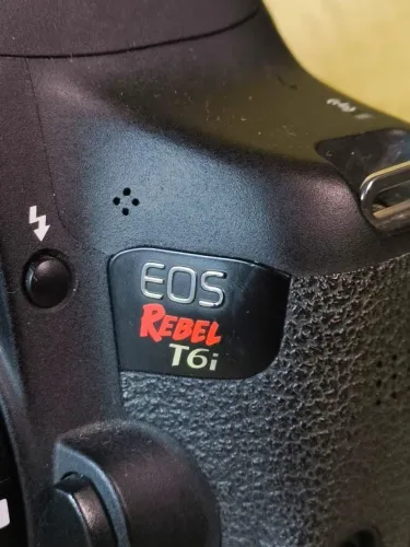 CANON T6I KIT