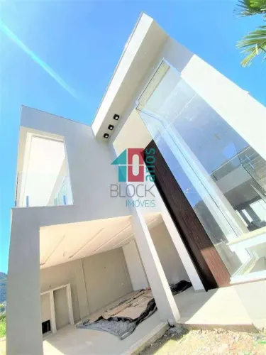 Recreio dos Bandeirantes | Casa de Condomínio 4 quartos, sendo 4 suites