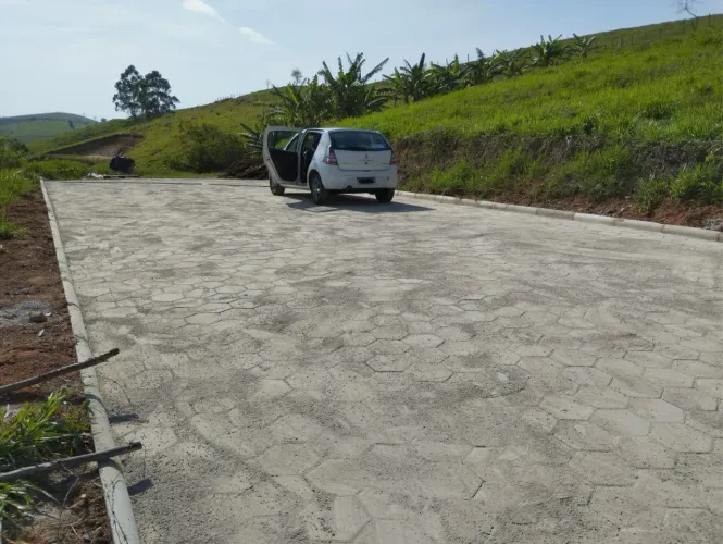 Terreno em PARAIBUNA 