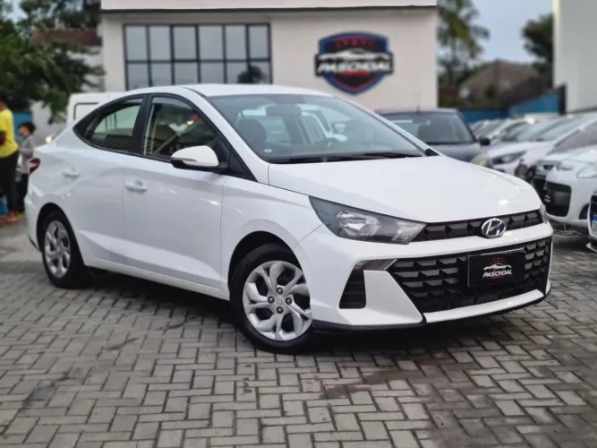 Hyundai HB20S Comfort Plus 1.0 Flex 12V Mec. 2024
