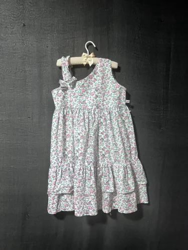Vestido tamanho 10 anos