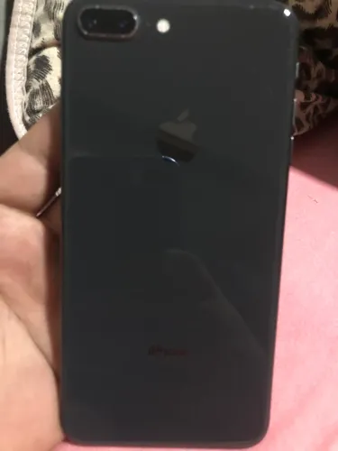 iPhone 8 Plus