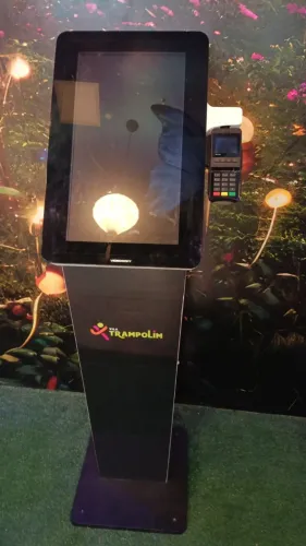 Totem de autoatendimento 21.5 ( TM-T188) Videosoft
