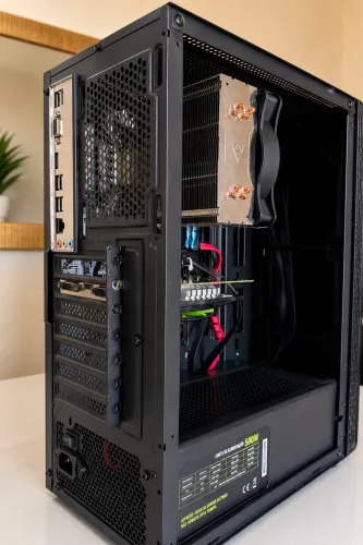 PC i7 2600 | 16GB HyperX | GT 730 4GB | SSD 500GB | Windows 11