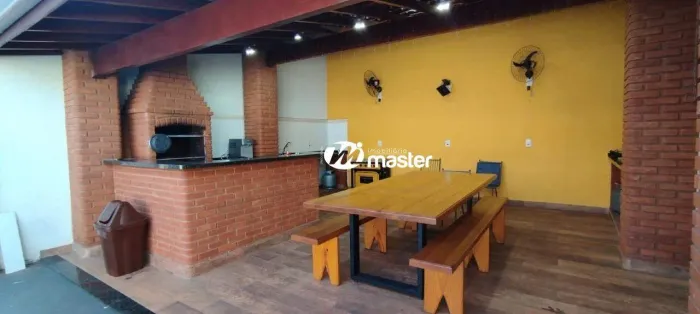 Casa ampla, com 3 dormitórios no Cidade Jardim