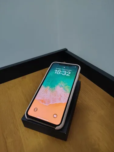 iPhone Xs Max 256GB dourado