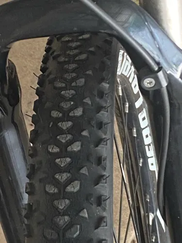 Pneu Continental aro 29 bicicleta 