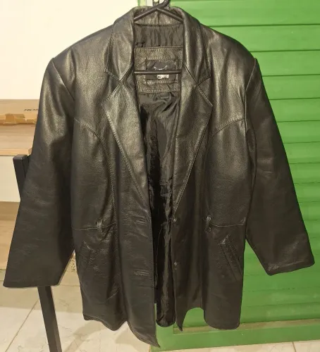 Jaqueta de Couro Argentino Legítimo Feminina - XXXL - + cinto de couro