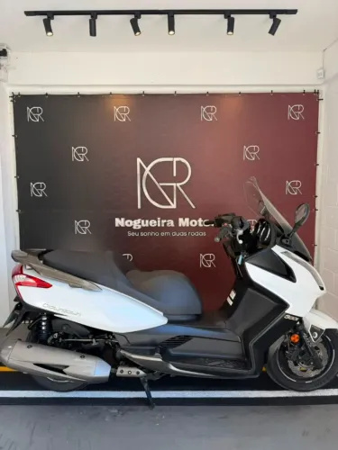 NOGUEIRA MOTOS KYMCO DOWNTOWN 300 i ABS BRANCO 2020