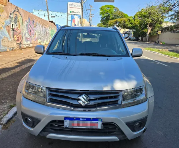 Suzuki Grand Vitara 2.0 16V 4x2/4x4 5P Mec. 2013