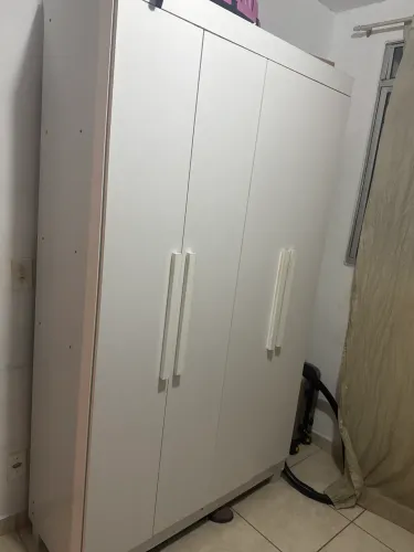 Venda ou troca / Guarda Roupa