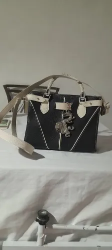 Bolsa AREZZO - SEMI NOVA - sem defeitos