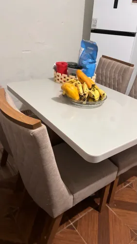 Conjunto mesa de jantar