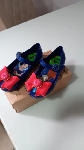 Mini melissa