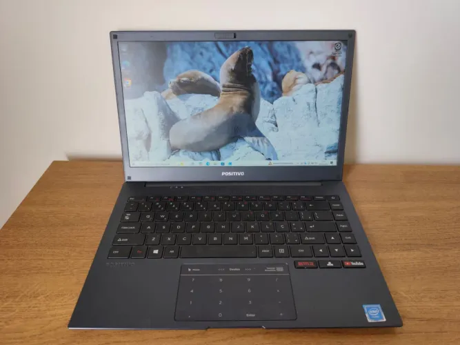 Ultrabook super slim ótimo pra estudar 