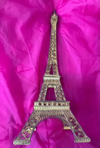 Mini Torre Eiffel original de Paris 40cm Comprada na França ?