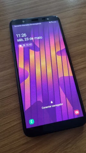Smartphone J8 - 64 GB 4 GB RAM