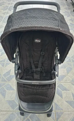 Carrinho de passeio infantil da Chicco