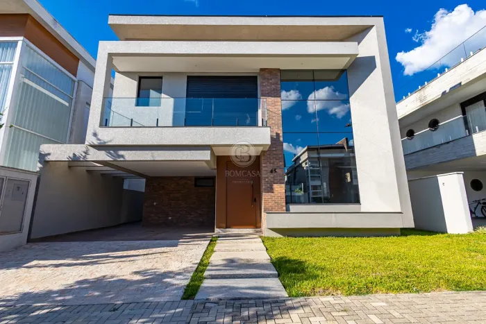 Casa de Condomínio com 4 dormitórios à venda com 404m² por R$ 3.900.000,00 no bairro São B