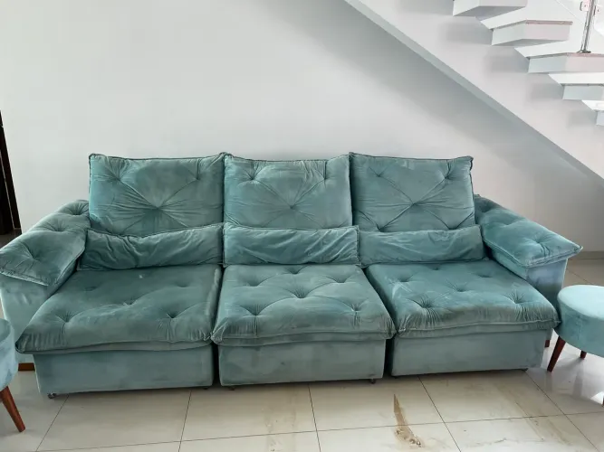 Vendo sofá gostosão, retrátil e reclinável, produto de primeira linha.. azul turquesa 