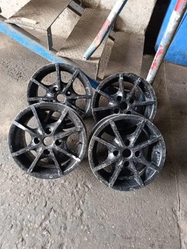 Vendo jogo de rodas aro 13