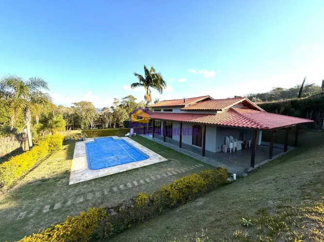 Ibiúna, casa de campo em condomínio de alto padrão