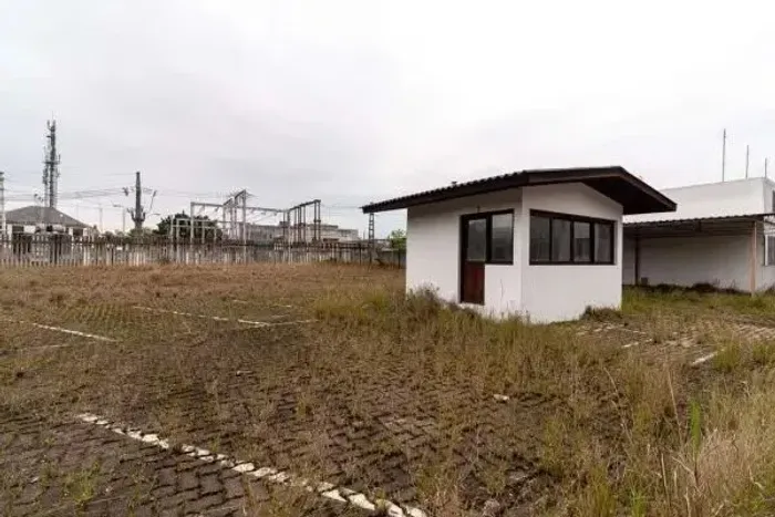 Terreno, 1700 m² - venda por R$ 7.000.000 ou aluguel por R$ 17.440/mês - Navegantes - Port