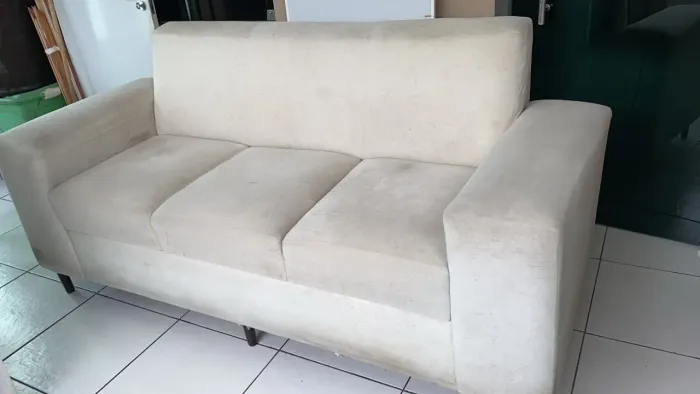 Sofá 3 lugares 