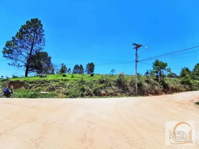 Terrenos à venda no bairro Vitória Régia em Atibaia!