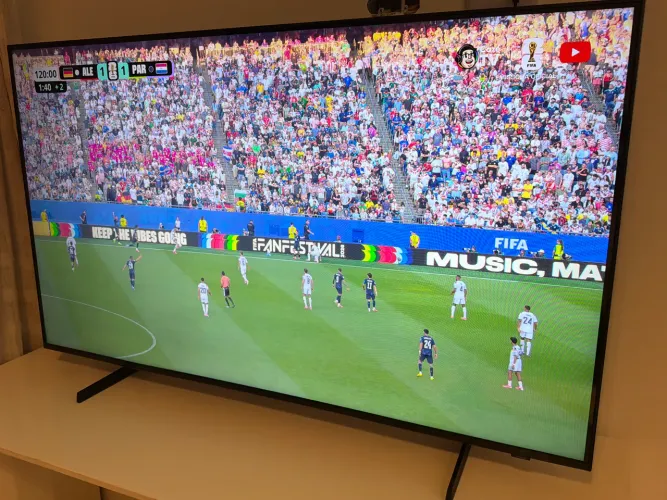 Smart TV Samsung 50 Polegadas 4K UHD Crystal 4K Gaming Hub Alexa Built-in 50DU7700
