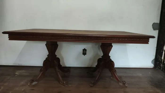 Mesa de Jantar Madeira Maciça + 6 cadeiras - modelo Imperial