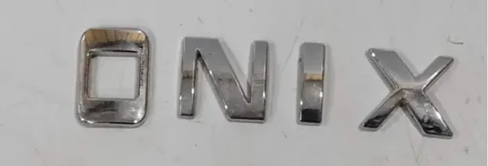 Emblema Da Tampa Traseira Onix 2016 2017 2018 2019
