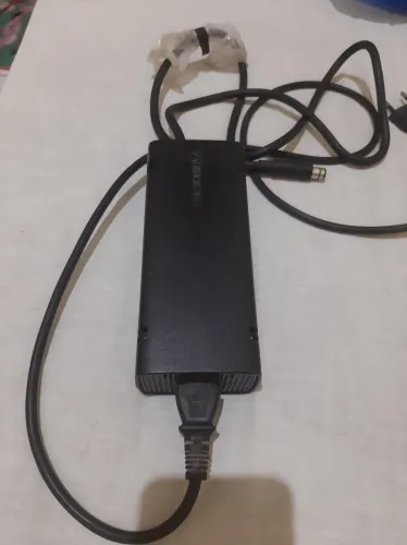 Fonte original do Xbox 360 bivolt