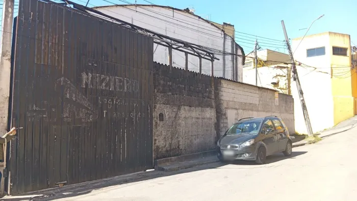 Galpão Industrial para locação e venda - Água Chata