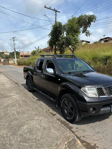 Nissan Frontier LE CD 4X4 2.5 TB Diesel Aut. 2013