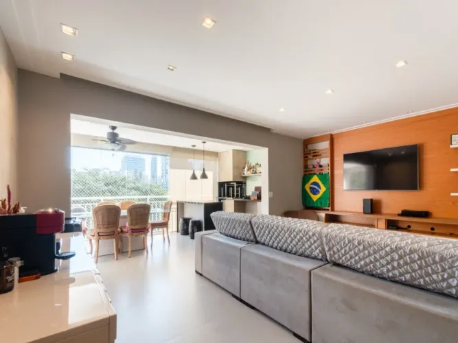 Apartamento à venda no Brooklin mobiliado com 4 quartos sendo 2 suítes e 3 vagas de garage