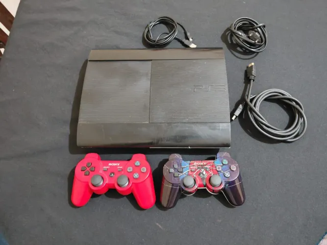 VENDO PS3 SUPER SLIM DESBLOQUEADO!! (ACEITO OFERTA).