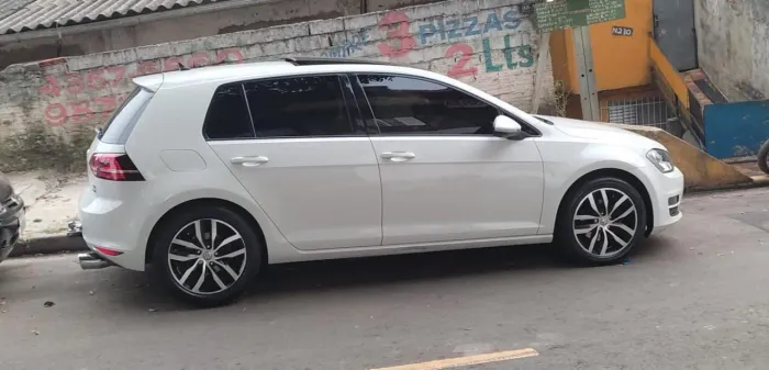 Volkswagen Golf Highline 1.4 TSI 140cv Aut. 2015