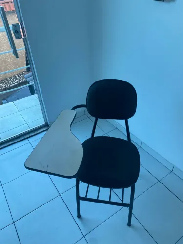Cadeira escolar