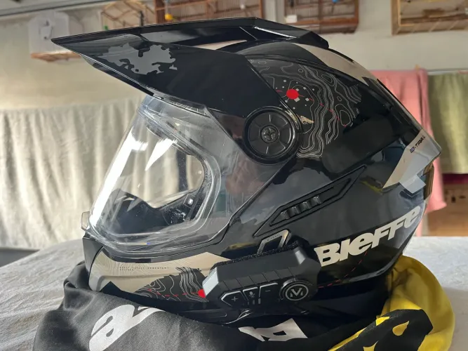 Vendo capacete Bieffe B-trail Frontier