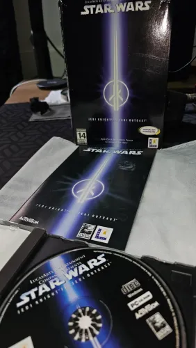 STAR WARS JEDI KNIGHT OUTCAST - PC GAME - COLECIONADOR