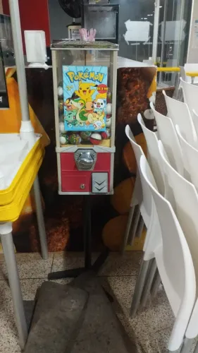 Vending machine individual de bolinhas/cápsulas