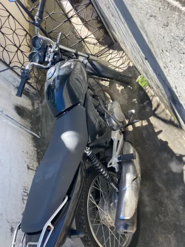 Moto titan 150 ks