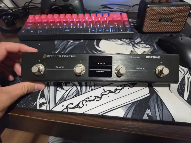 Controladora MIDI Ampero Control